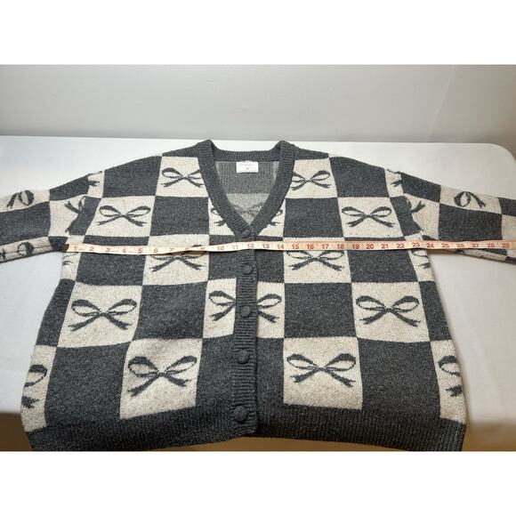 Soho & Stella Bow Checkered Cardigan Sweater Gray Cream Size M - Picture 5 of 5
